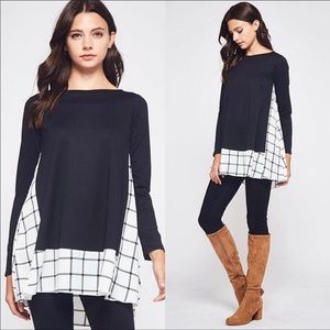Longsleeve Black Swing Tunic with White Accent 🖤